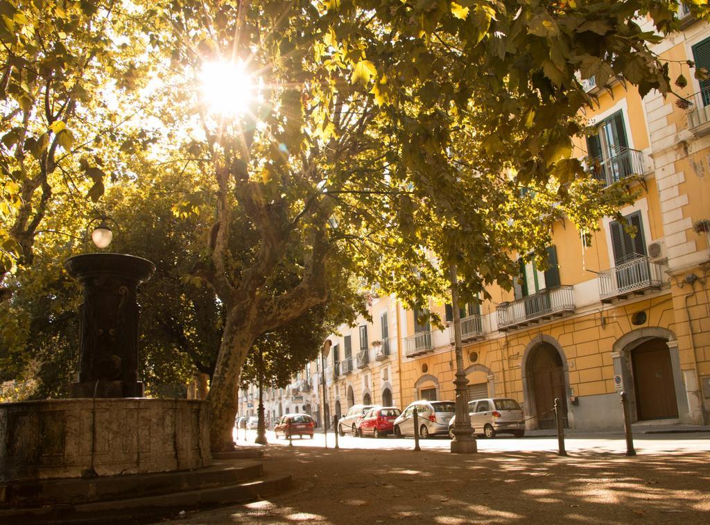 Piazza Alario Apartment Salerno Exterior photo