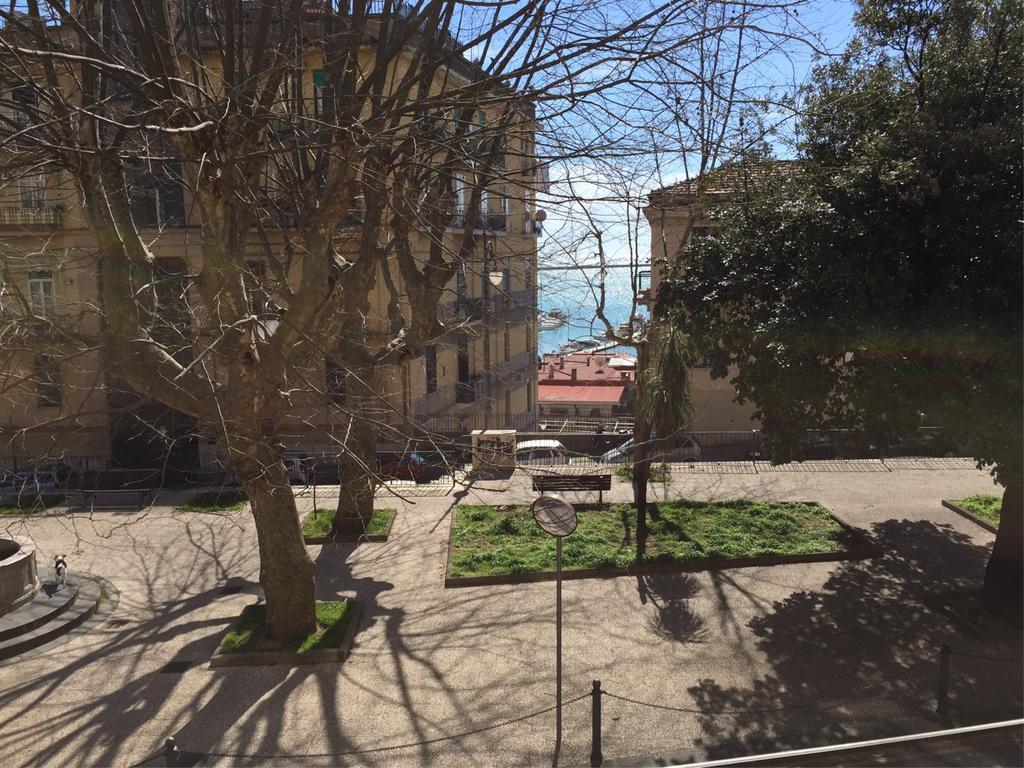Piazza Alario Apartment Salerno Exterior photo